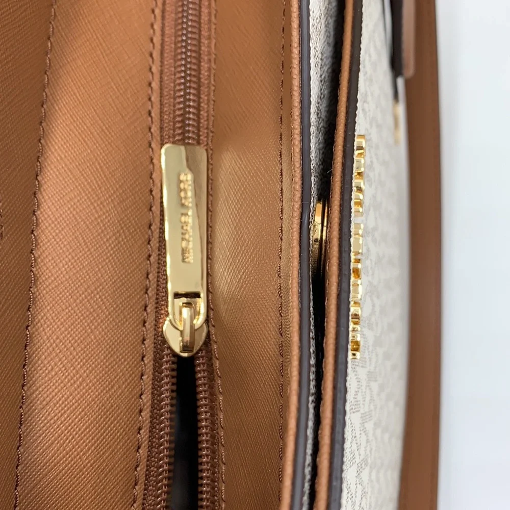 MICHAEL KORS LARGE X CHAIN SHOULDER TOTE BAG VANILLA SIGNATURE - Picture 12 of 16